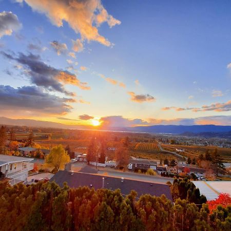 Acker Vacation Rentals Kelowna Extérieur photo