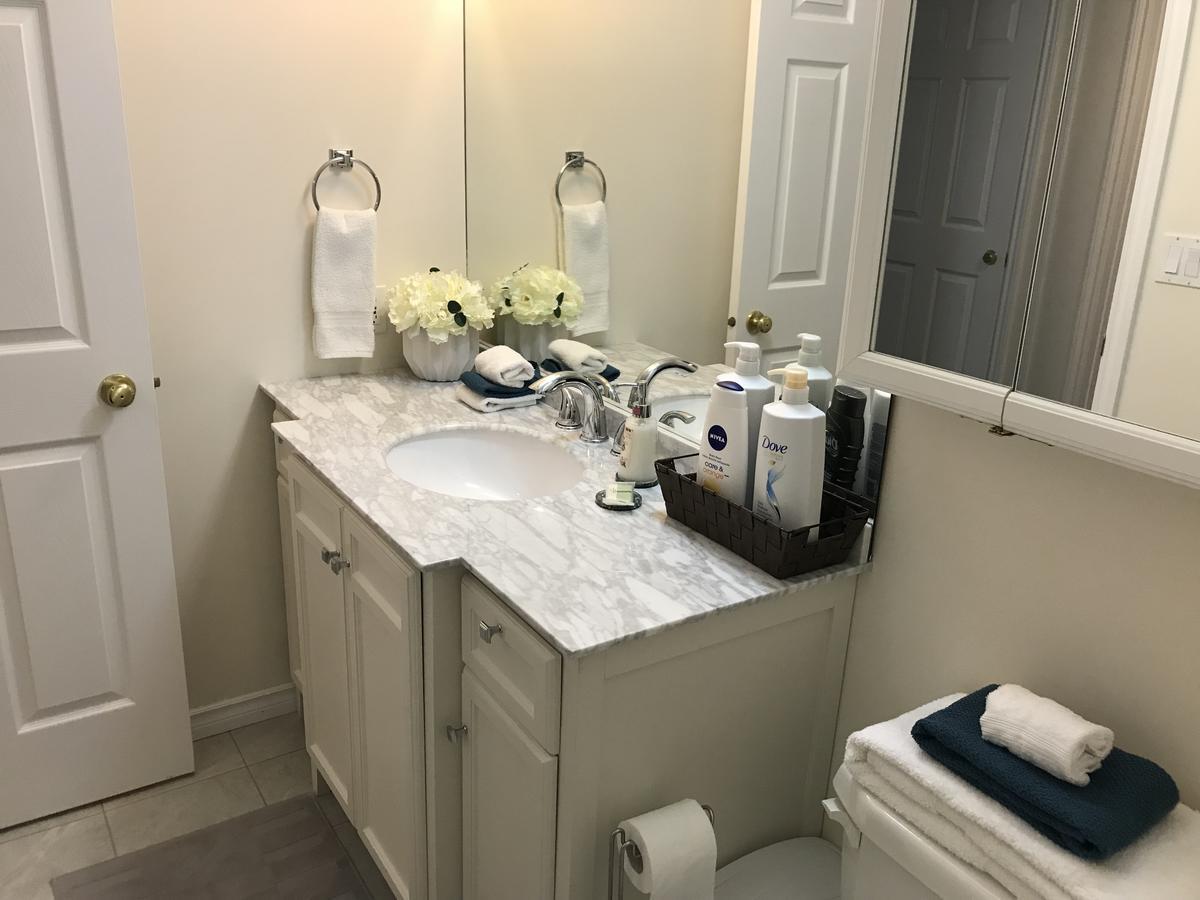 Acker Vacation Rentals Kelowna Extérieur photo